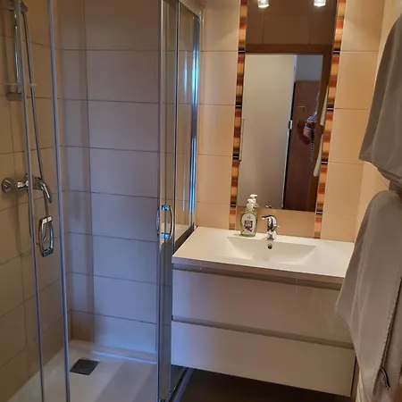Tip-top Apartmenthouse 아파트 블로톤퓌레드