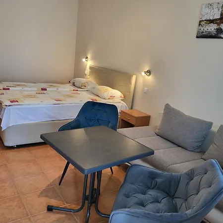 아파트 Tip-top Apartmenthouse